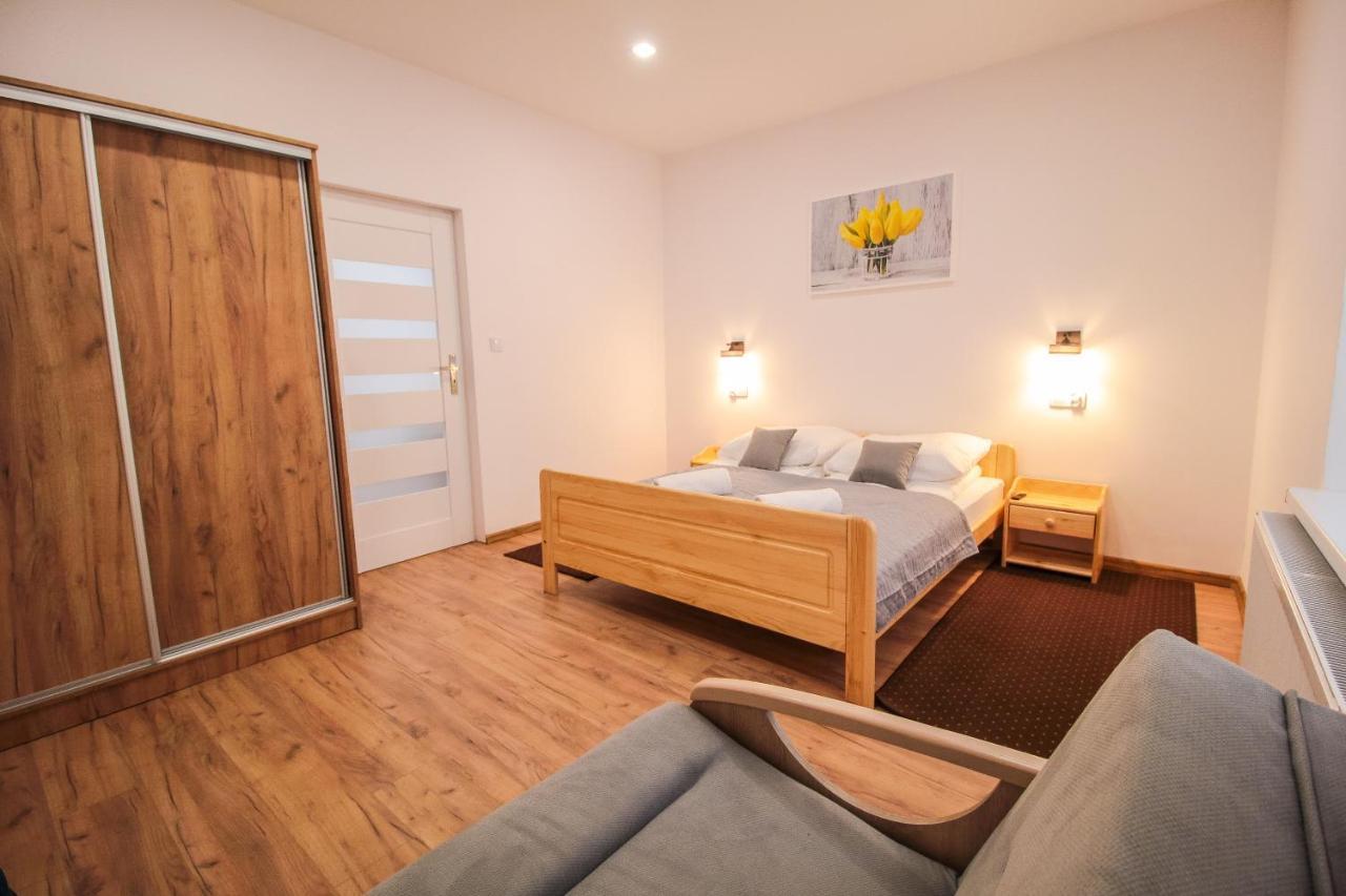 Apartament City Center Standard 3 Krynica Zdroj Luaran gambar